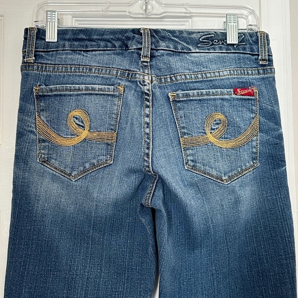 Vintage Seven7 Brand Boot Cut Jeans, Size 6 Factory Distressing Excellent - Picture 3 of 7